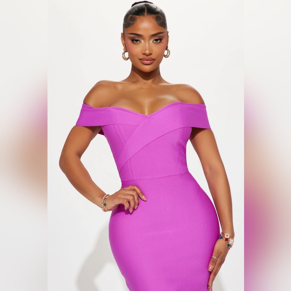 Amy Bandage Midi Dress in Magenta